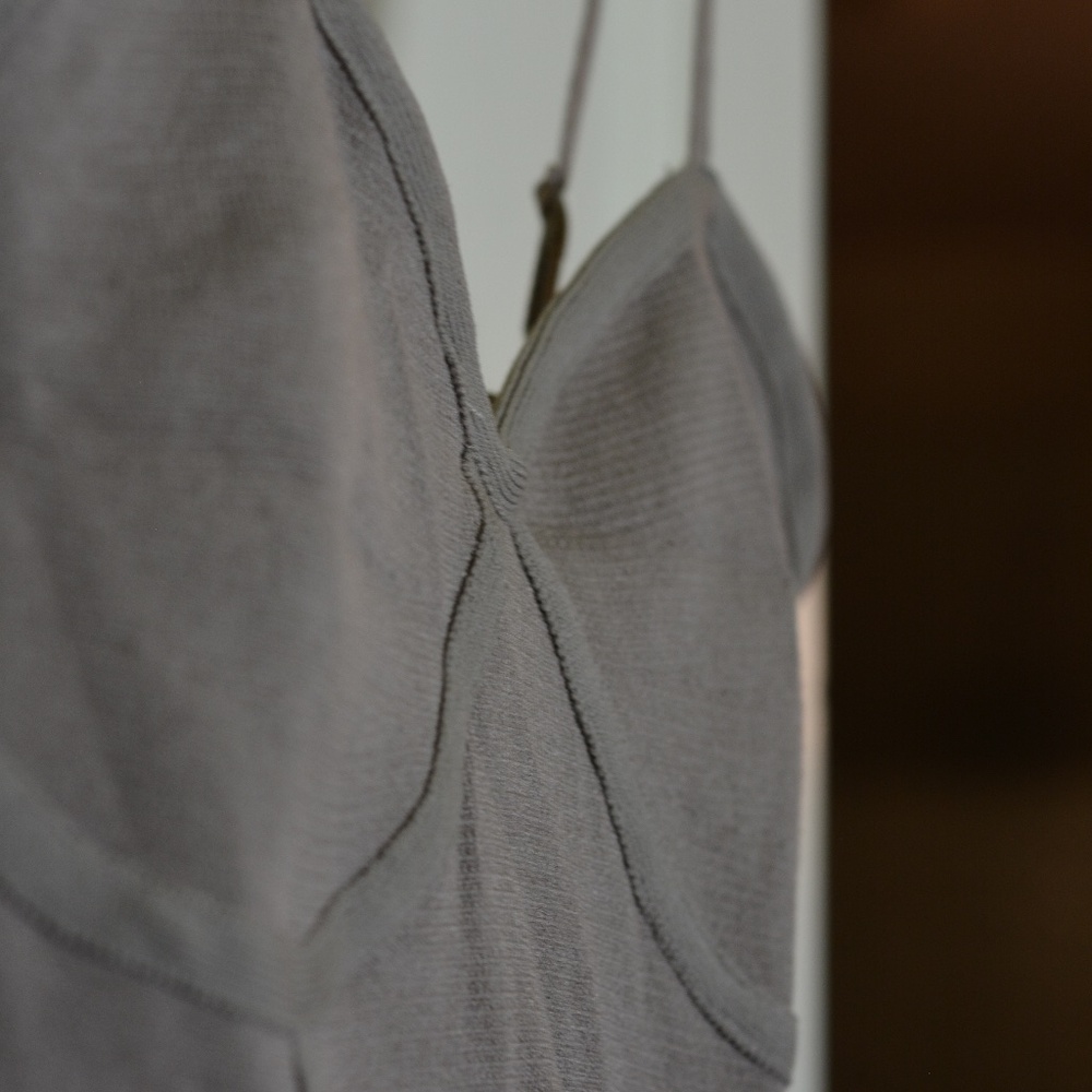 Basic Tank Top - Picture 6 of 8